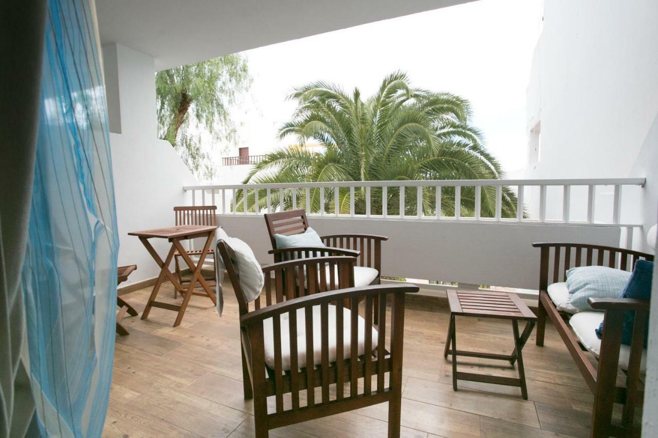 Chromotheraphy Cerca Del Mar Apartment Costa Teguise Bagian luar foto